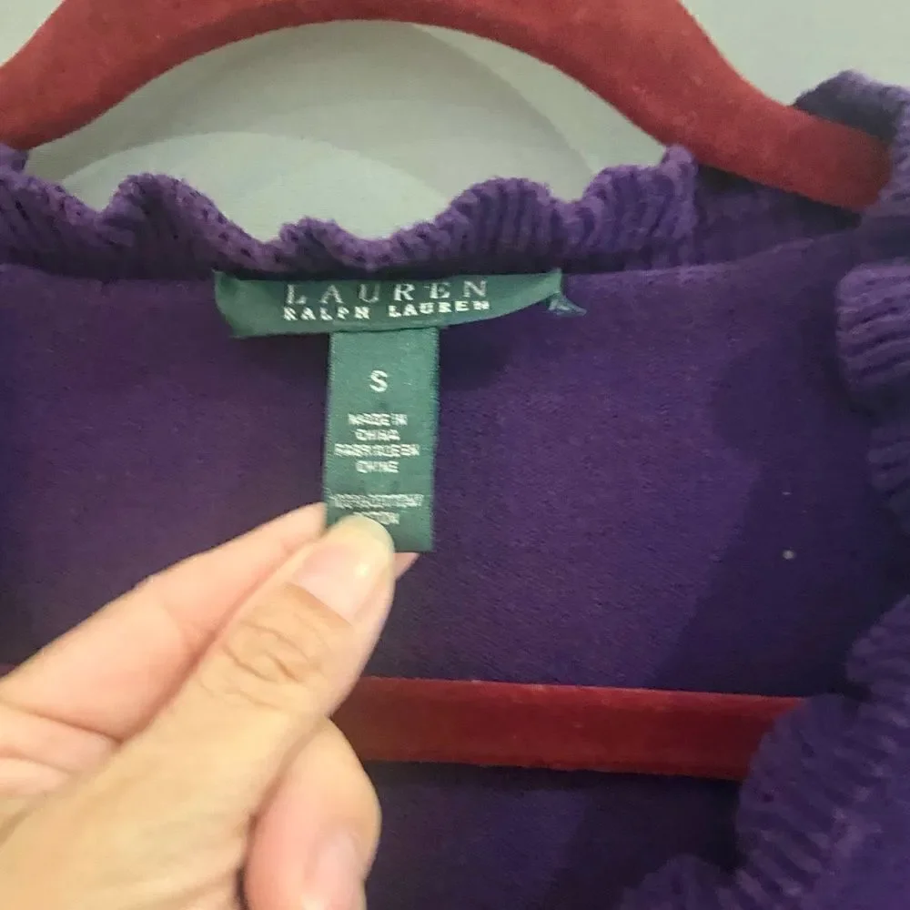 Lauren Ralph Lauren, purple ruffle V-neck collar Henley sweater size S - Picture 6 of 6